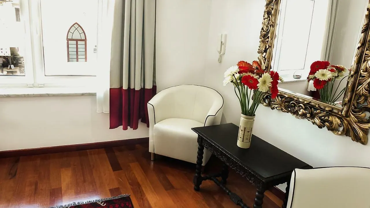 Old Square Studio Apartment Сплит