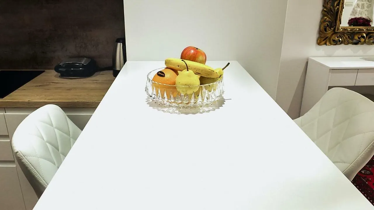 Old Square Studio Apartment Сплит
